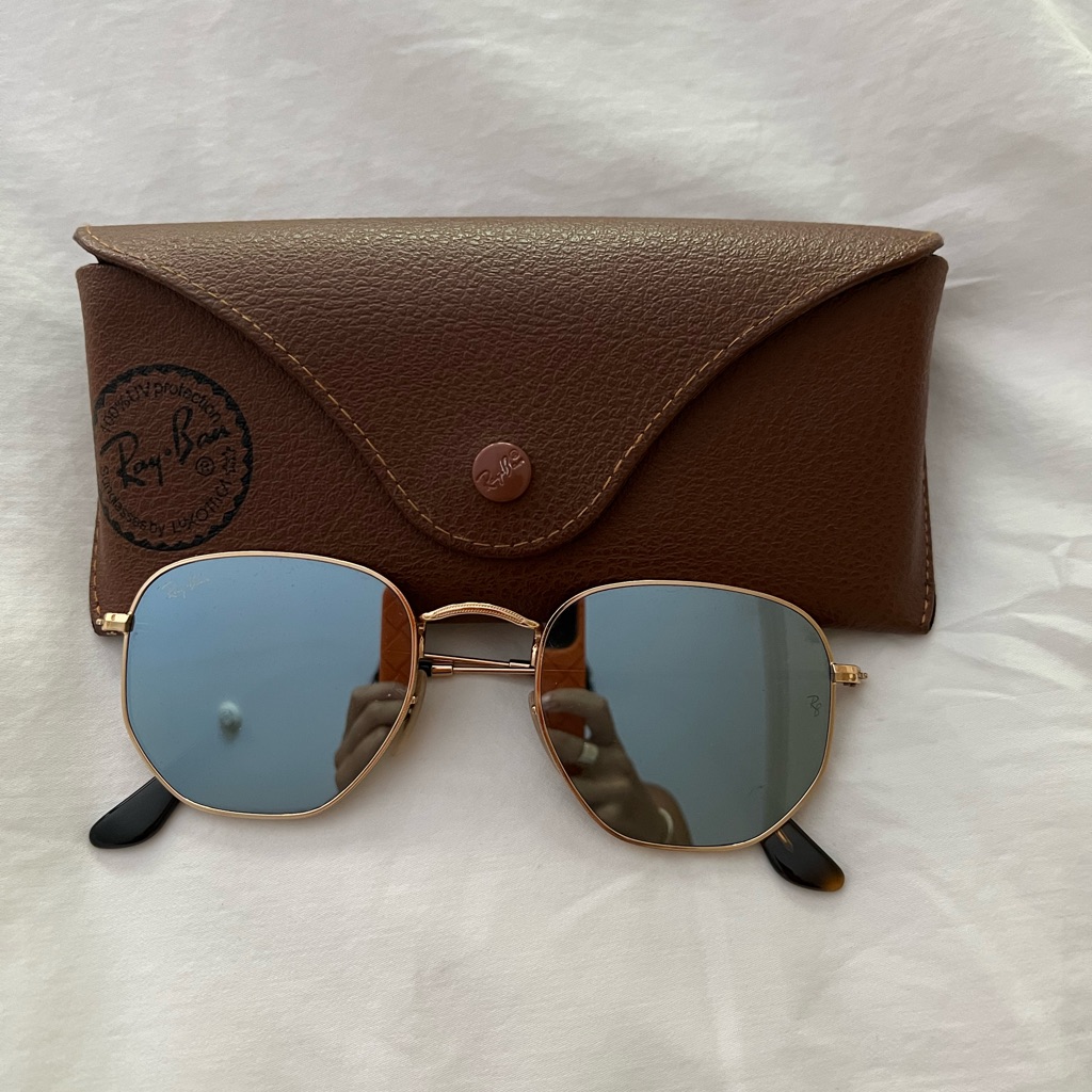 Hexagonal Light Blue Gradient Raybans